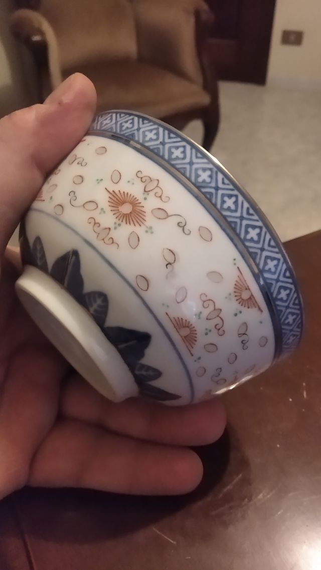 Ciotola e cucchiaio in porcellana cinese vintage