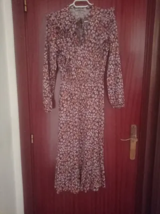 Vestido MIDI floral manga larga