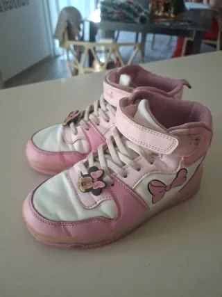 Scarpe bimba Minnie Mouse n. 33