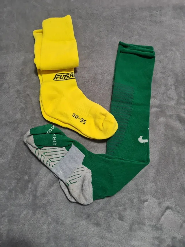 Medias de fútbol Nike y Futsal talla 32/35