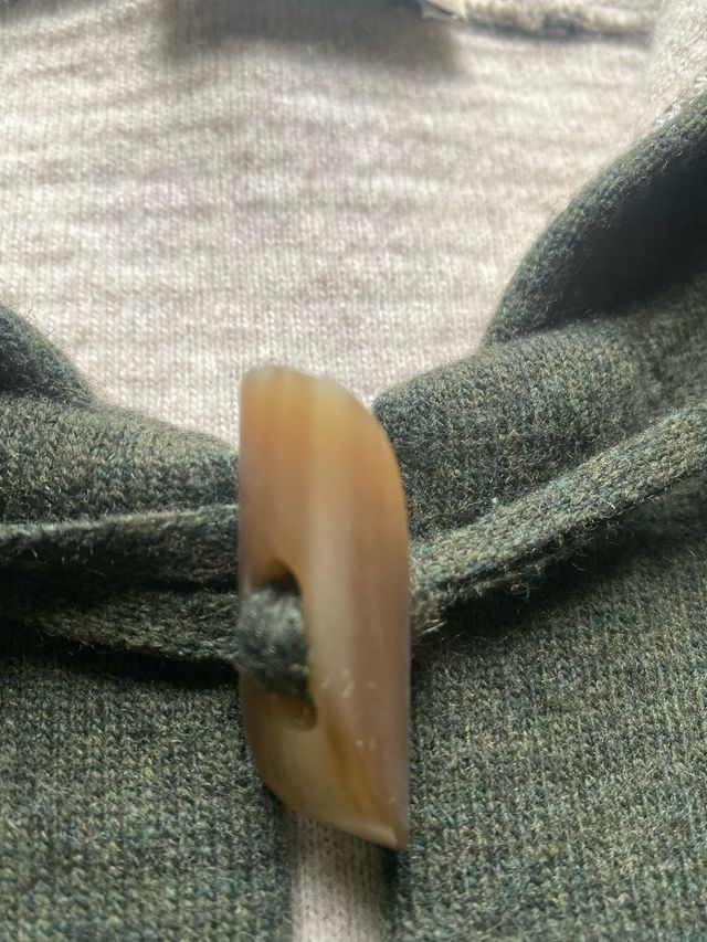 Trenca de lana verde y beige