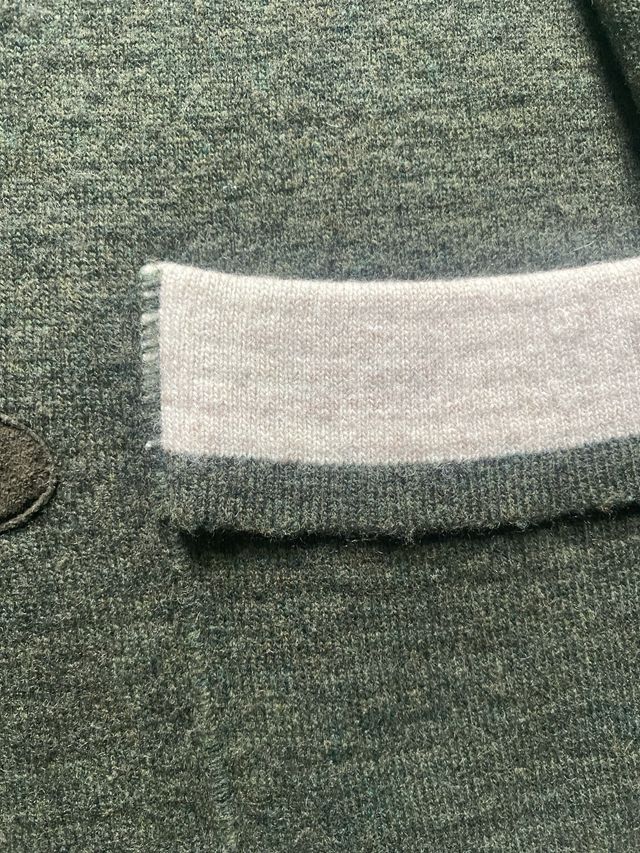 Trenca de lana verde y beige