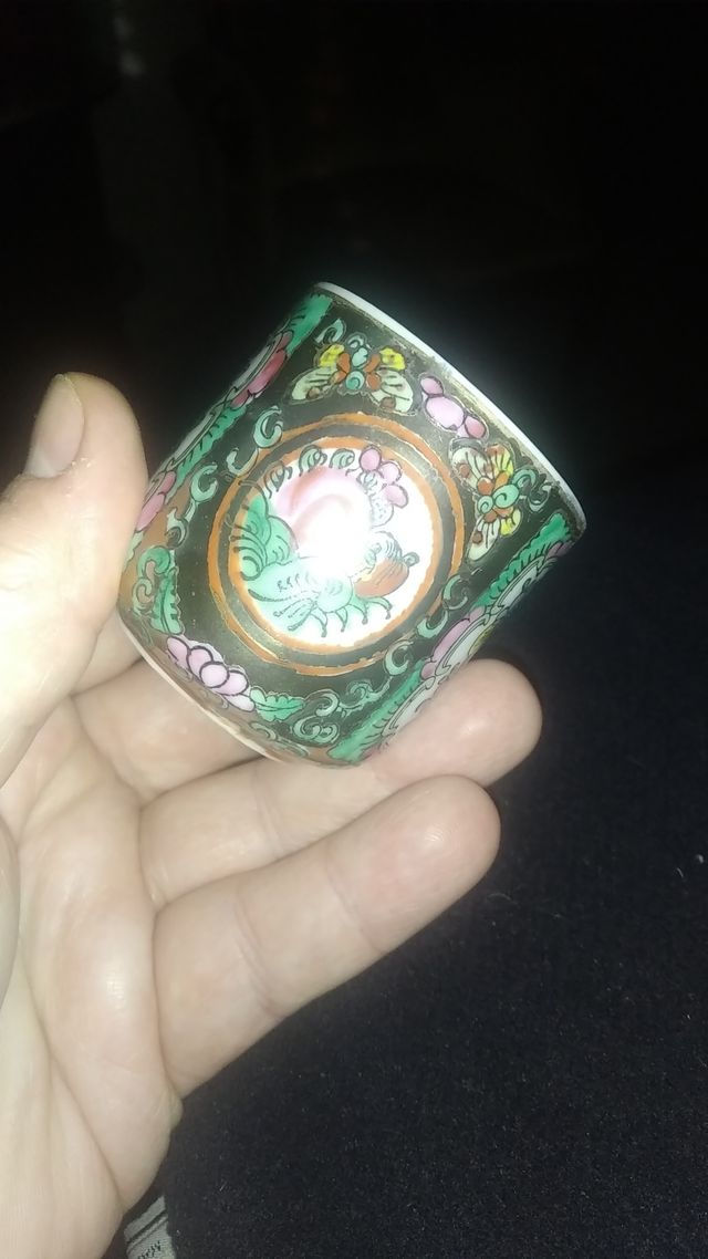 Tazzina da collezione in porcellana bone china