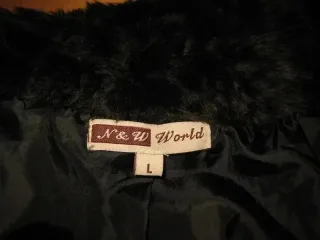 Abrigo negro sintético T. L