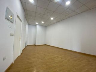 Local comercial en alquiler en Centro en Torrelavega