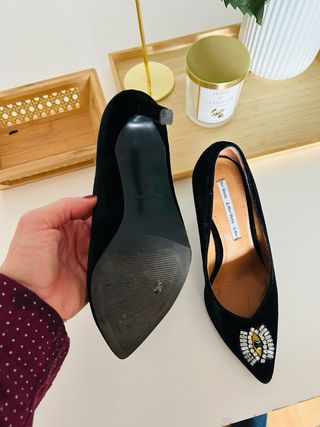 Zapatos joya terciopelo negro y oro