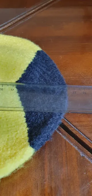 Cappello OVS righe nero, grigio, giallo