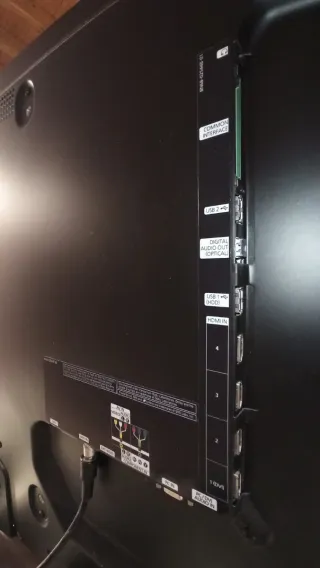 TV Samsung UE40C6000 + Fire Stick 4K max