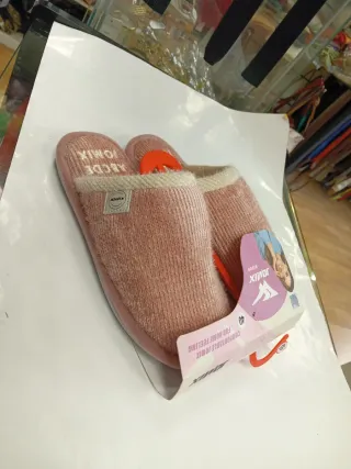 Zapatillas JOMIX rosas talla 40