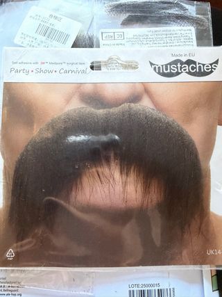 Lote de bigotes postizos de caracterización (nuevo