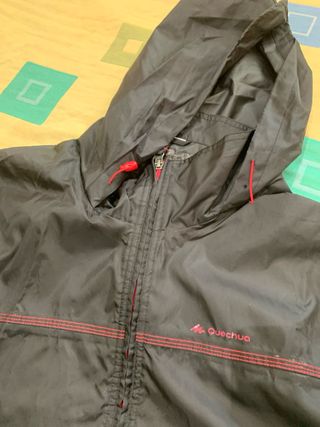 Chubasquero Quechua Negro Talla 2XL