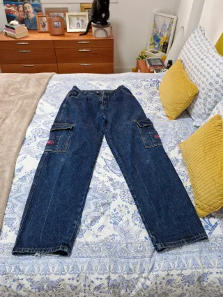 Pantalón vaquero oversize Talla 40