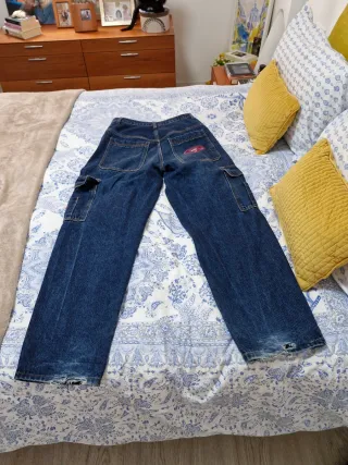 Pantalón vaquero oversize Talla 40