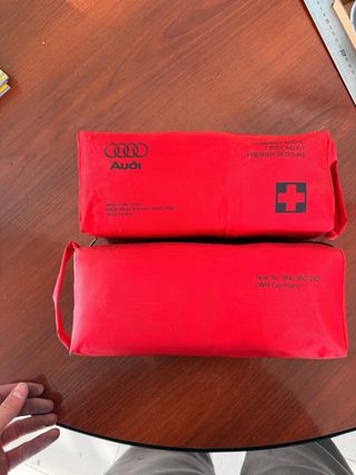 Audi - Botiquín de primeros auxilios