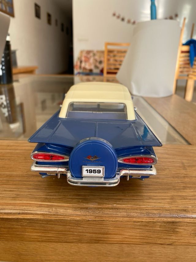 Chevrolet Impala 1959 Escala 1/18