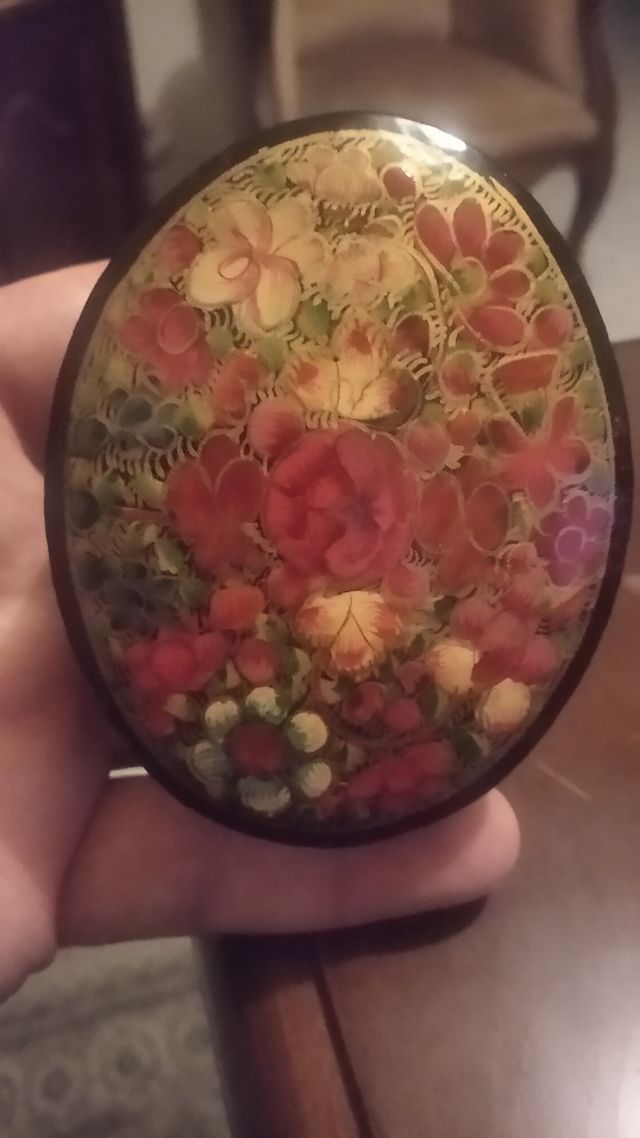 Portagioie vintage in legno laccato dipinto a mano