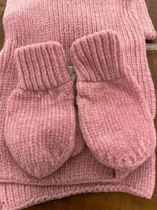 Conjunto niña Bufanda, Gorro y Manoplas Rosa