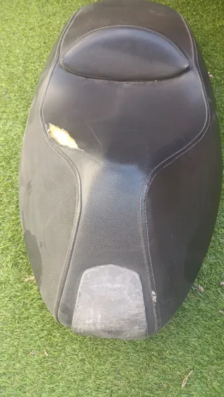 Asiento sillín Aprilia Arrecife 125