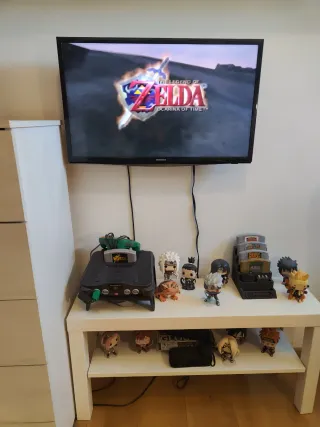 Pacchetto Nintendo 64 + giochi, controller e TV + regalo