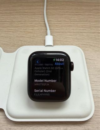 Apple Watch SE (2ª Gen) GPS + Cellular Negro