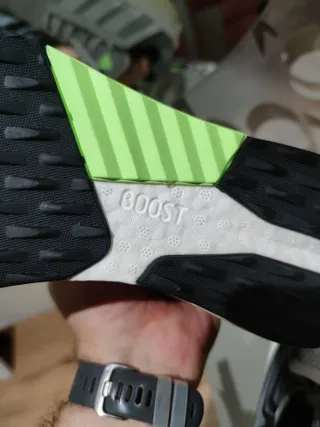 Zapatillas Adidas AVRYN gris talla 43 1/3