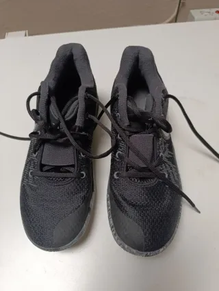 Nike Kyrie Flytrap II Black Metallic Chrome