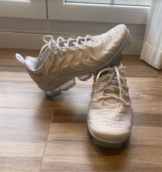Zapatilla Nike Air VaporMax Plus Blanca