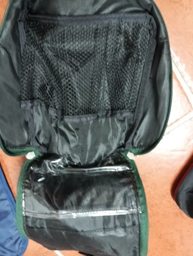 Bolso Negro y Rojo para Hombre