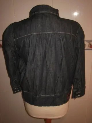 Cazadora vaquera forrada T.42