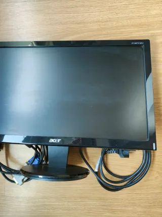 Monitor Acer 19 Negro con sus cables