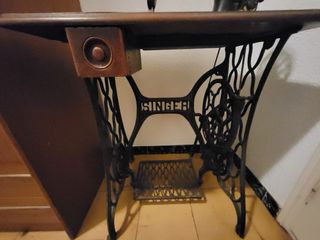 Máquina de coser Singer antigua