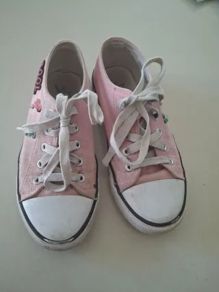Scarpe bimba rosa n. 33