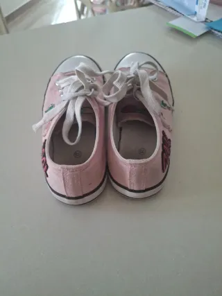 Scarpe bimba rosa n. 33