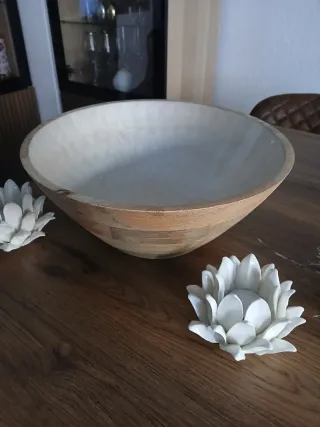 Bol de madera para mesa y cerámica brillante