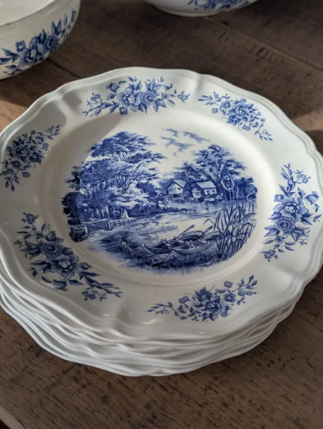 Vajilla antigua francesa