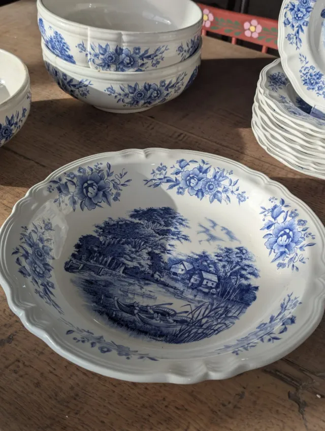 Vajilla antigua francesa