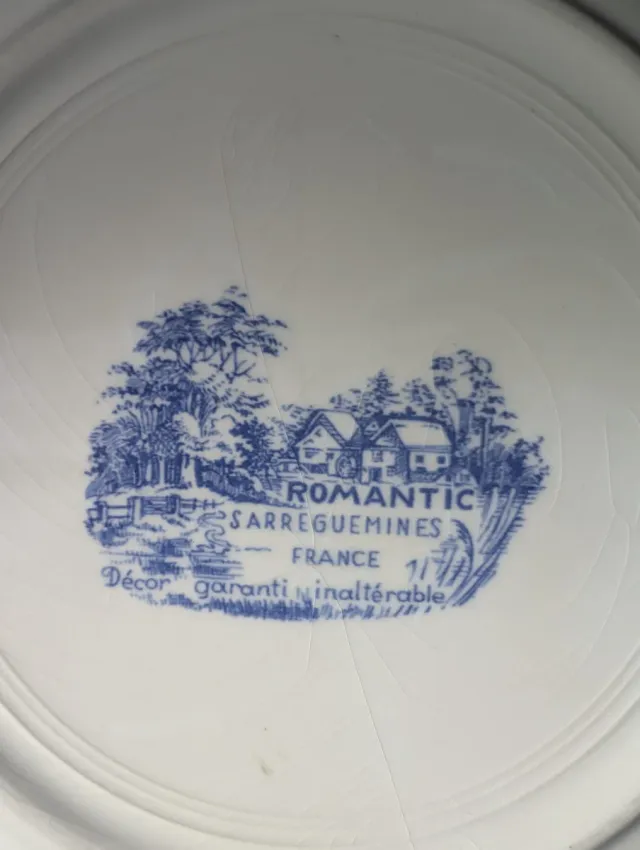 Vajilla antigua francesa