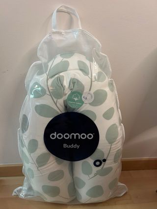Cojín de lactancia Doomoo Buddy