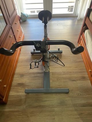 Bicicleta Estática Keiser