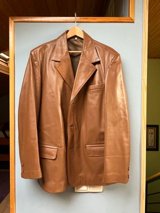 Americana de cuero hombre marrón