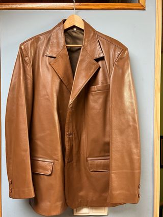 Americana de cuero hombre marrón