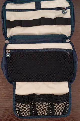 Neceser Adidas Original Azul y Blanco