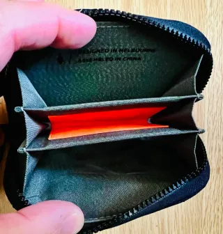Monedero Alpaka Hub Zip Pocket Negro
