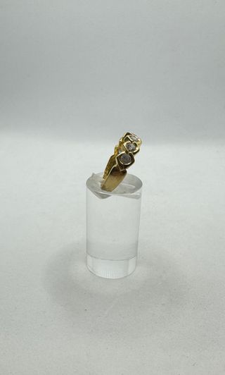 Anillo de oro de 18k circonitas, 5.1 g, T-16.