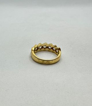 Anillo de oro de 18k circonitas, 5.1 g, T-16.