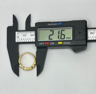 Anillo de oro de 18k circonitas, 5.1 g, T-16.