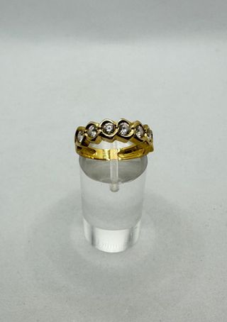 Anillo de oro de 18k circonitas, 5.1 g, T-16.
