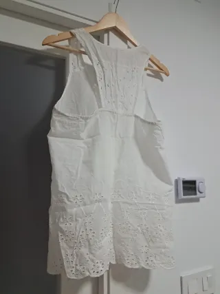 Blusa blanca bordada talla XL