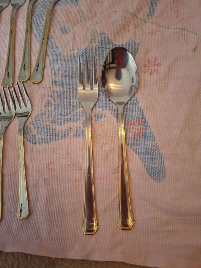 Juego 26 piezas cubiertos inoxidable Hec. m Italy