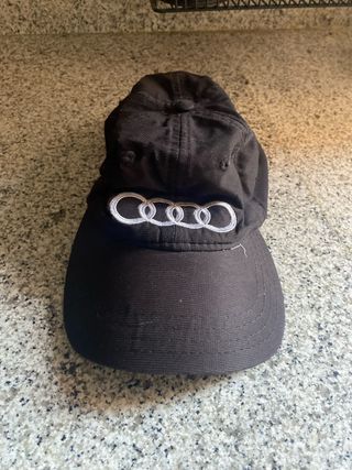 Gorra Audi Negra